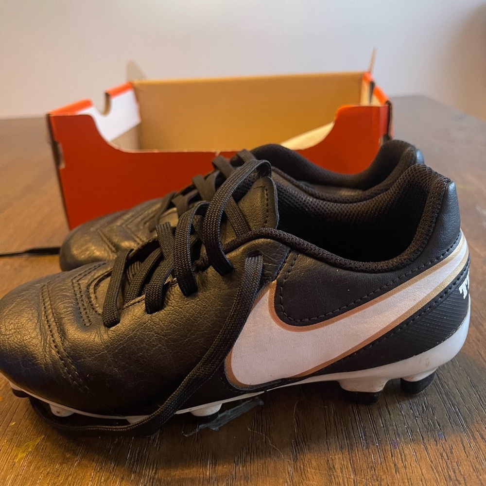 Nike Kids Black and White Soccer Shoes